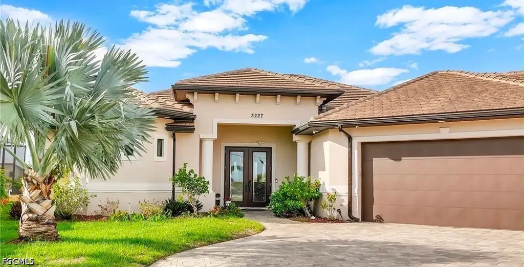3227 Embers Parkway W Cape Coral FL 33993