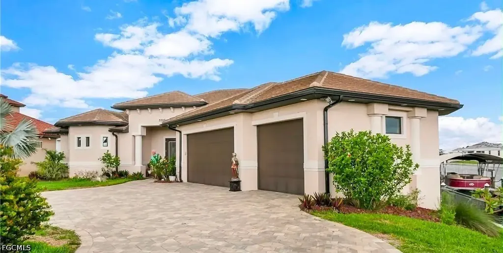 3227 Embers Parkway W Cape Coral FL 33993