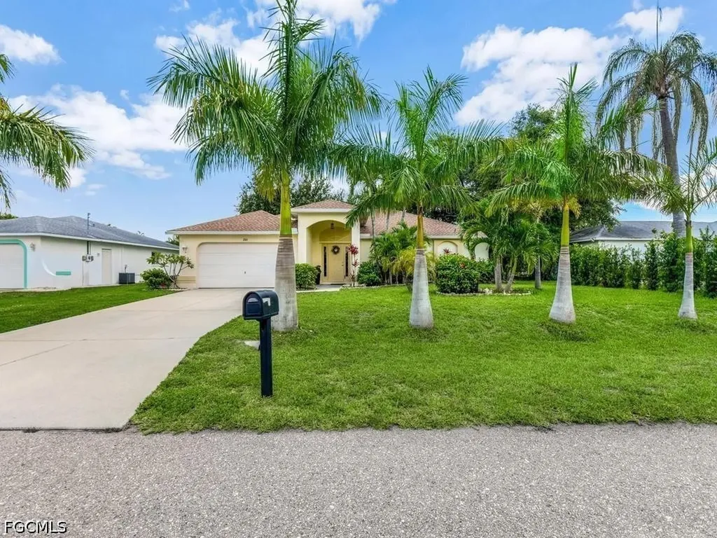 206 SE 28th Terrace Cape Coral FL 33904