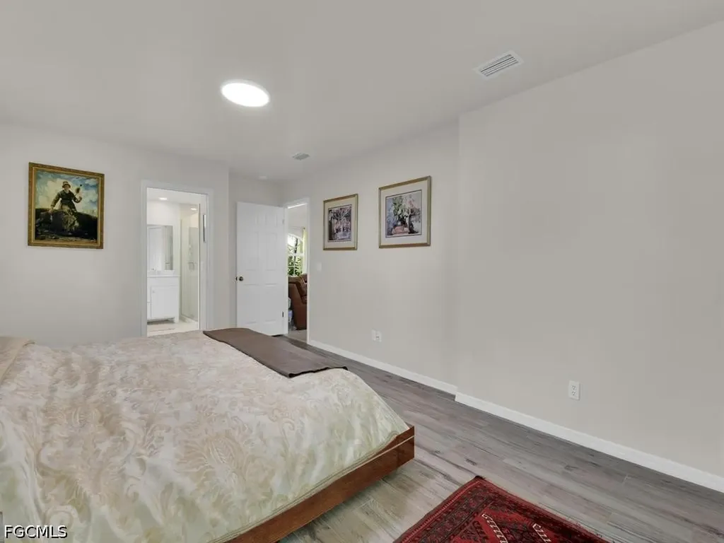 206 SE 28th Terrace Cape Coral FL 33904
