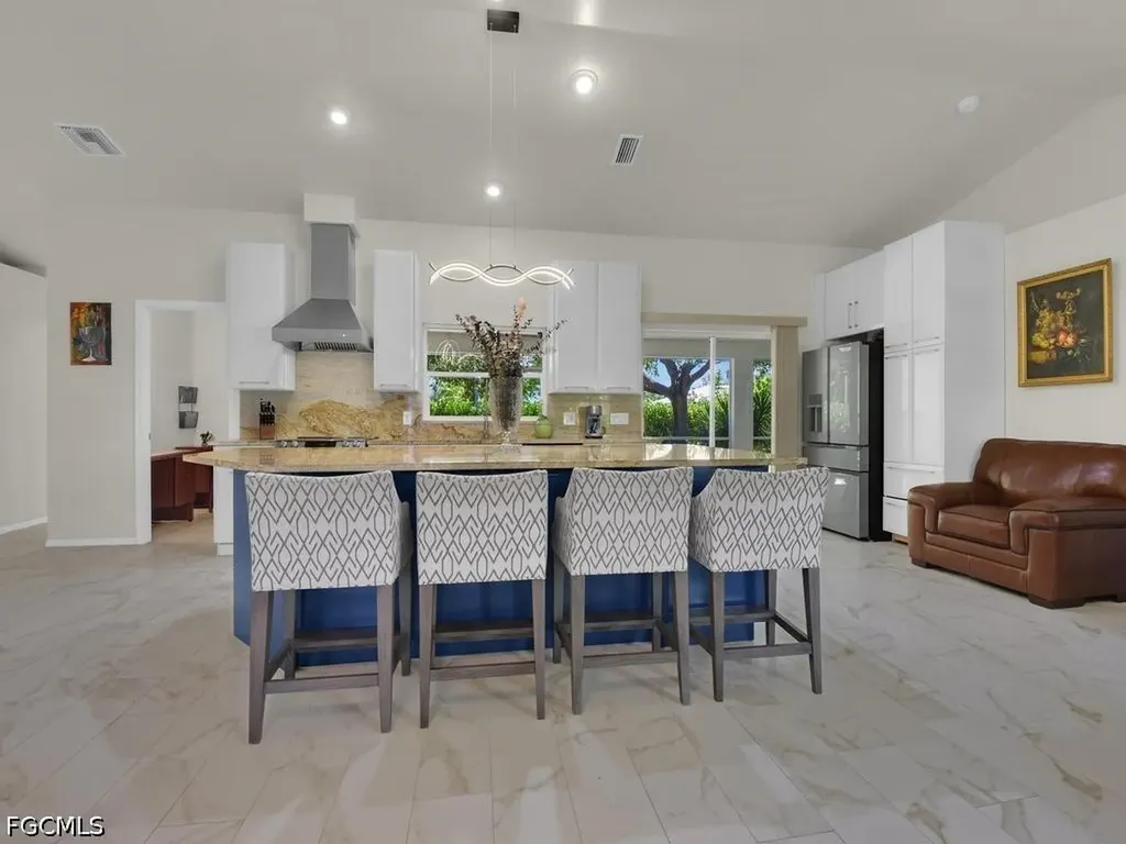 206 SE 28th Terrace Cape Coral FL 33904
