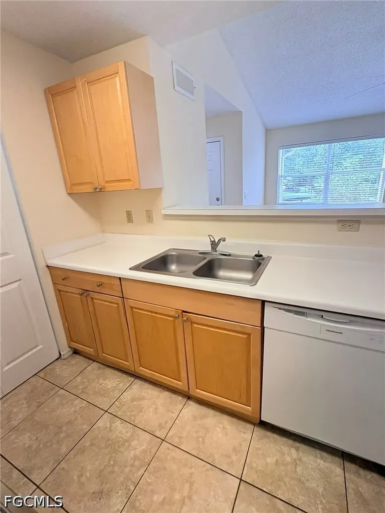 12630 Equestrian Circle Fort Myers FL 33907