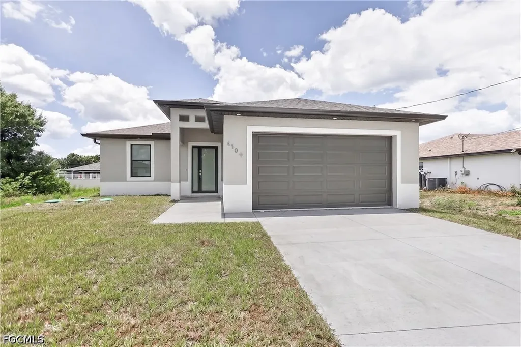 4109 17th Street SW Lehigh Acres FL 33976