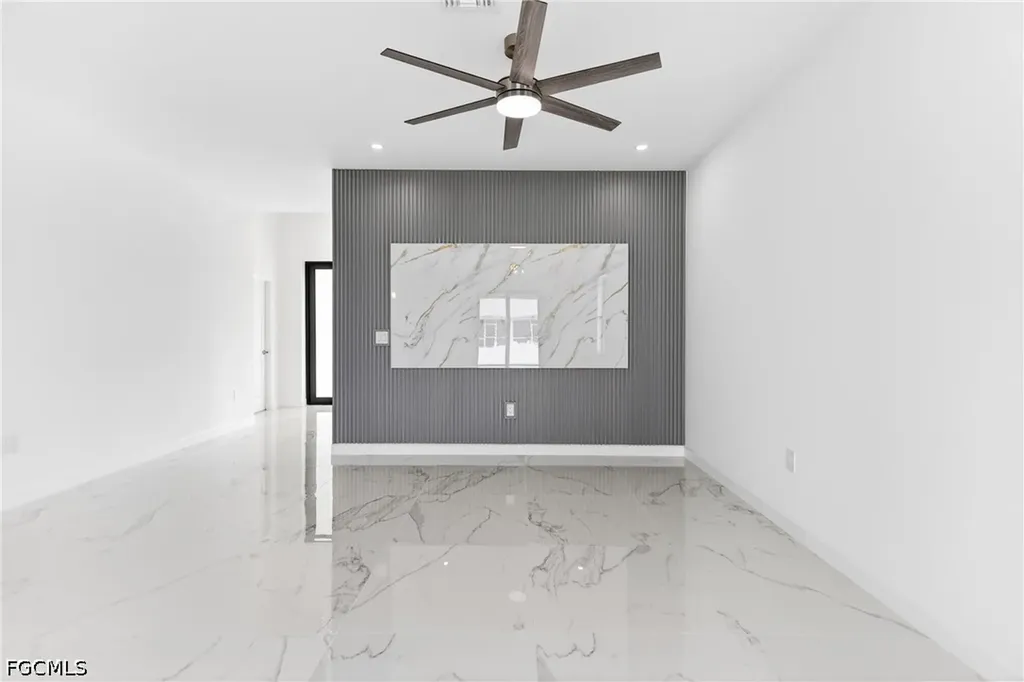 4109 17th Street SW Lehigh Acres FL 33976