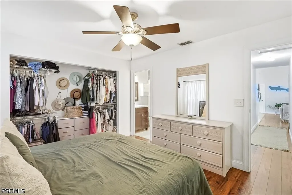 4422 SW 1st Avenue Cape Coral FL 33914