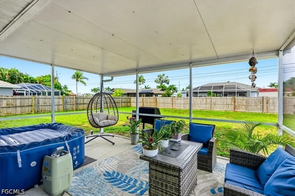 4422 SW 1st Avenue Cape Coral FL 33914