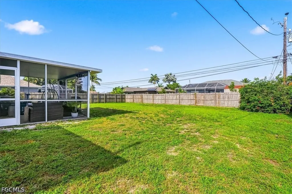 4422 SW 1st Avenue Cape Coral FL 33914