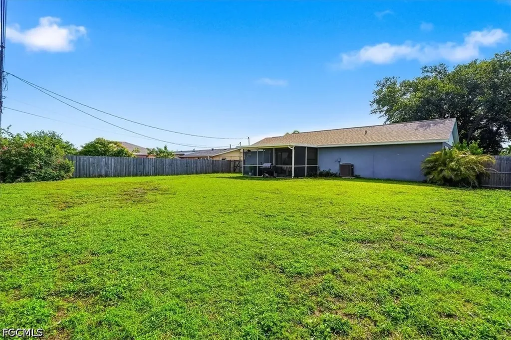 4422 SW 1st Avenue Cape Coral FL 33914