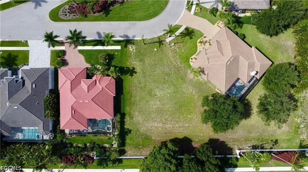 1907 Lagoon Lane Cape Coral FL 33914
