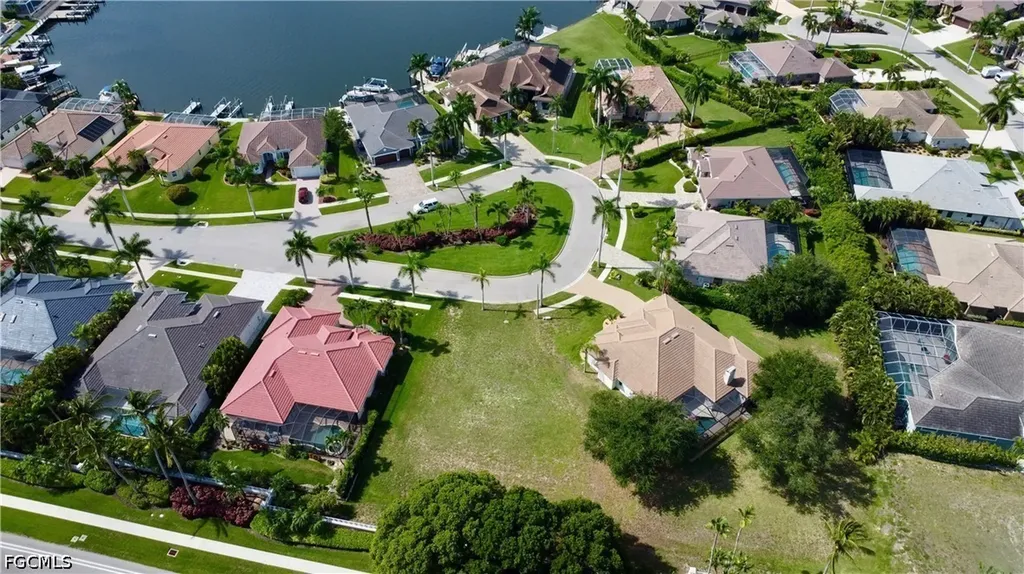 1907 Lagoon Lane Cape Coral FL 33914