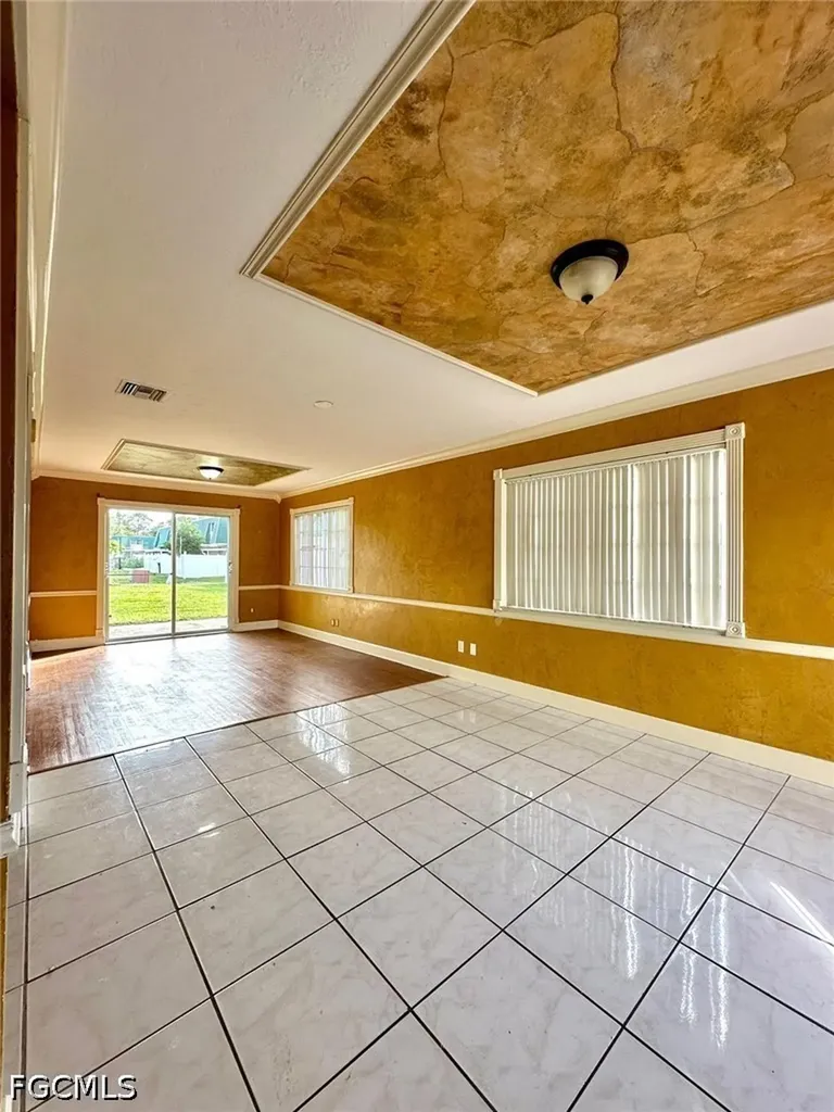 5826 Whiting Court Fort Myers FL 33919