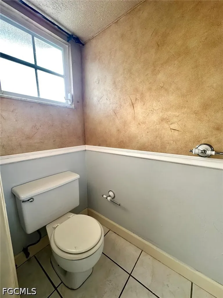 5826 Whiting Court Fort Myers FL 33919