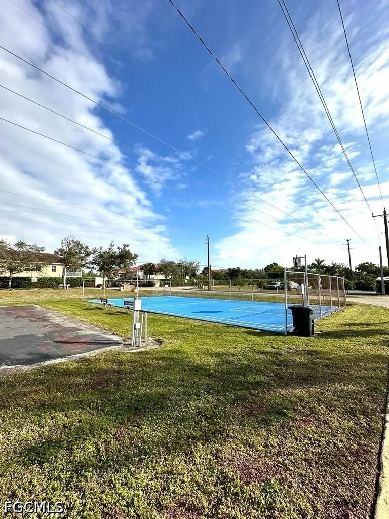 5826 Whiting Court Fort Myers FL 33919