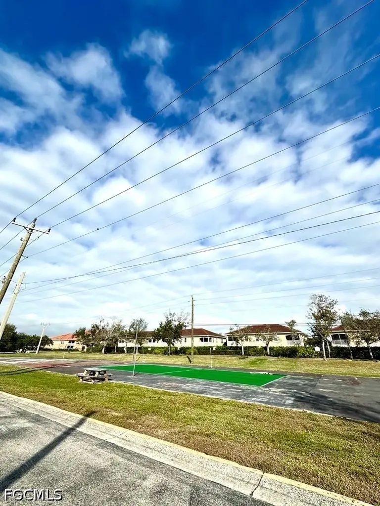 5826 Whiting Court Fort Myers FL 33919
