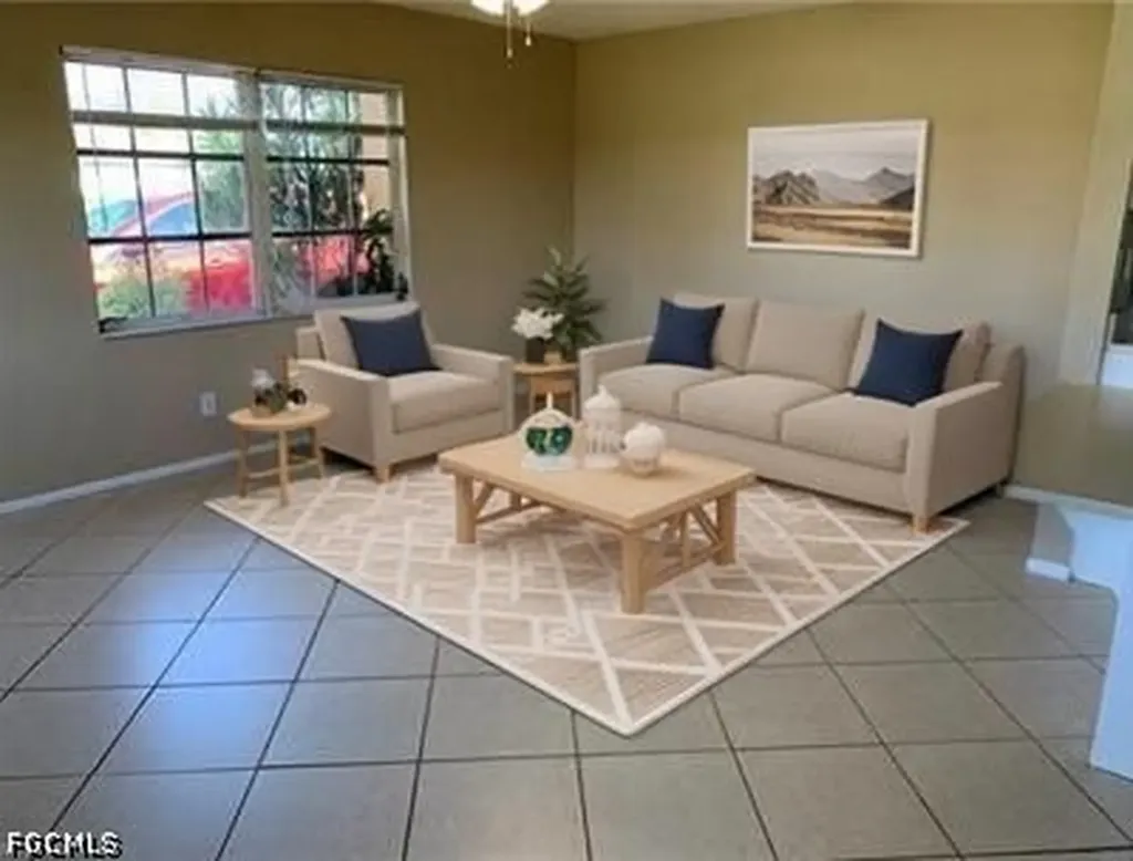 303 SW 3rd Place Cape Coral FL 33991
