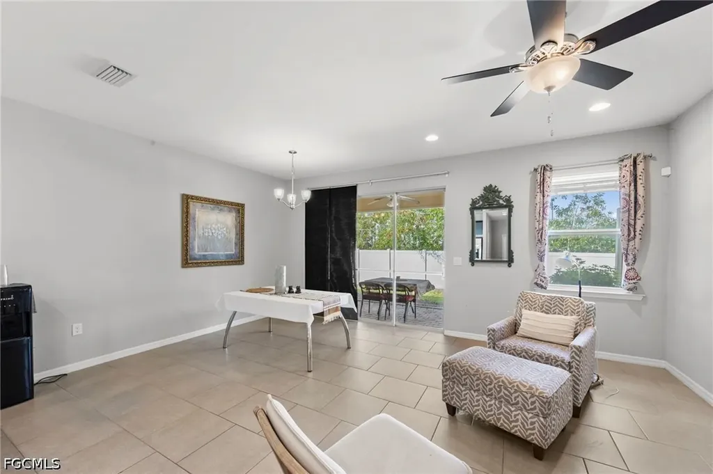 3768 Tilbor Circle Fort Myers FL 33916