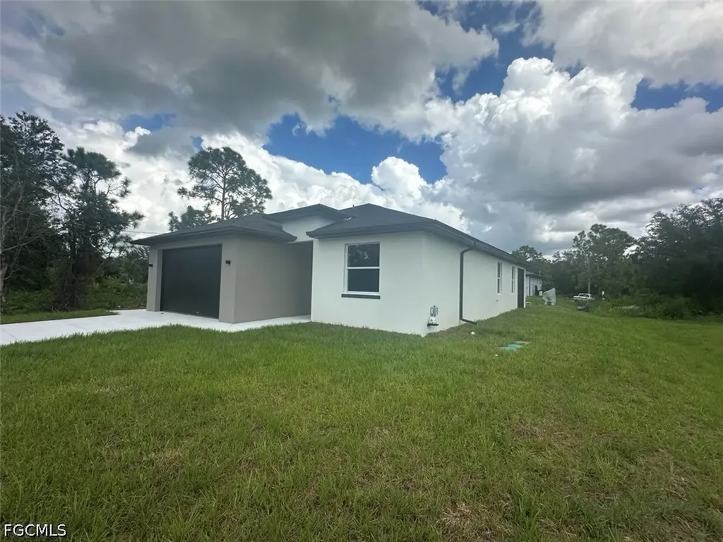 547 Eisenhower Boulevard Lehigh Acres FL 33974