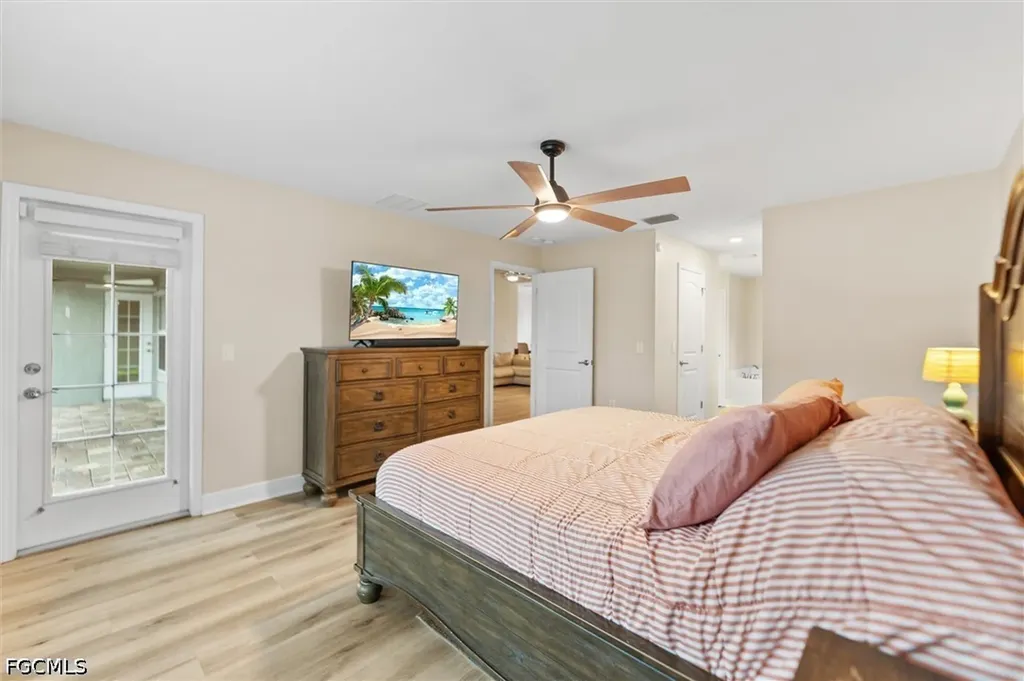 3225 NW 2nd Place Cape Coral FL 33993