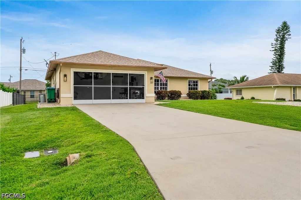 219 NE 7th Place Cape Coral FL 33909