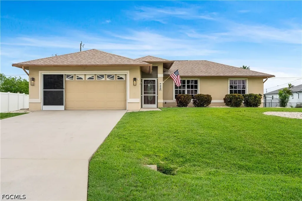 219 NE 7th Place Cape Coral FL 33909