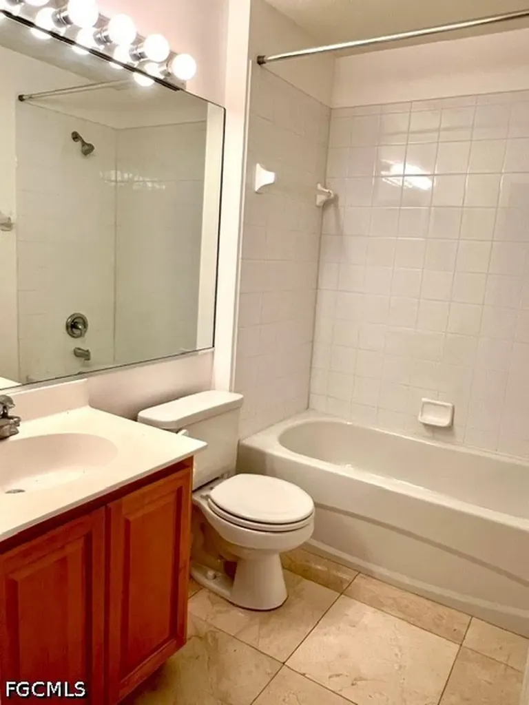 10115 Colonial Country Club Boulevard Fort Myers FL 33913