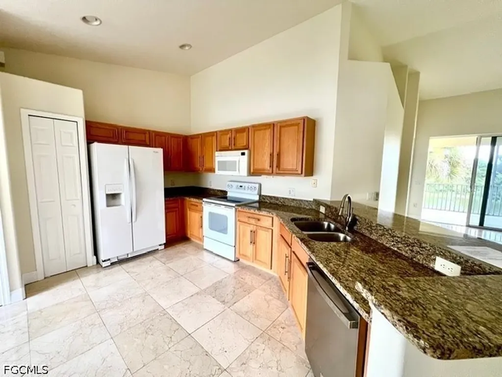 10115 Colonial Country Club Boulevard Fort Myers FL 33913