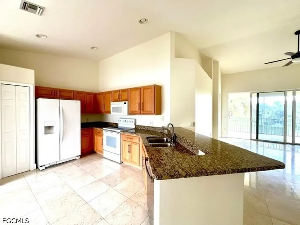 10115 Colonial Country Club Boulevard Fort Myers FL 33913