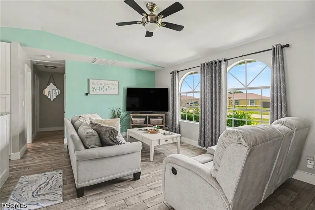 419 NW 7th Terrace Cape Coral FL 33993