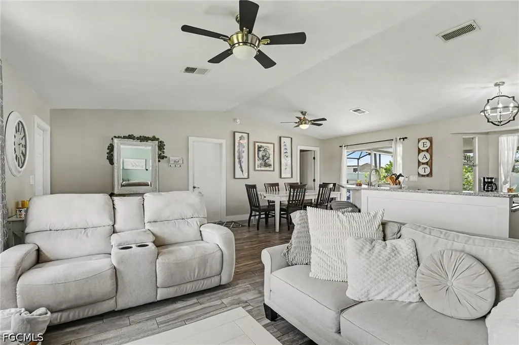 419 NW 7th Terrace Cape Coral FL 33993