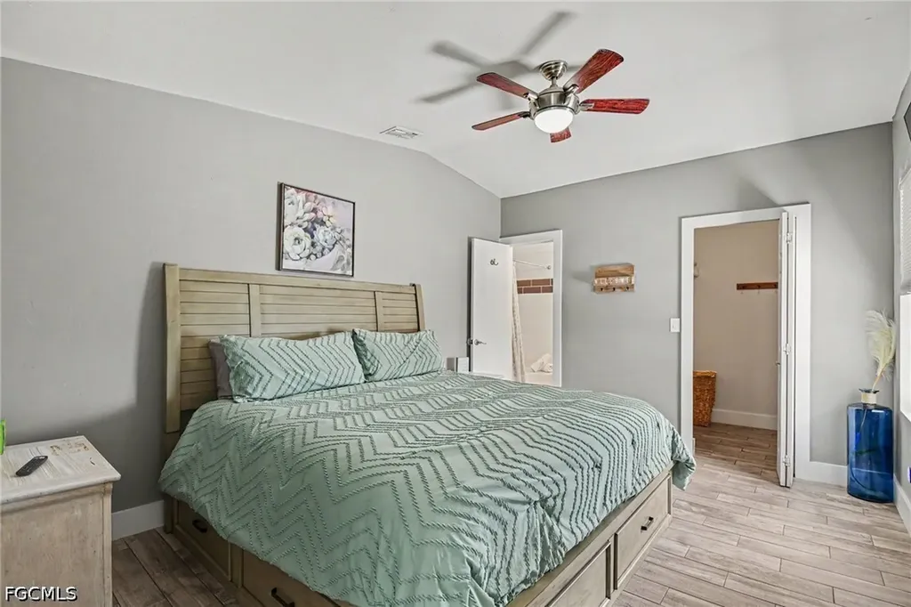 419 NW 7th Terrace Cape Coral FL 33993