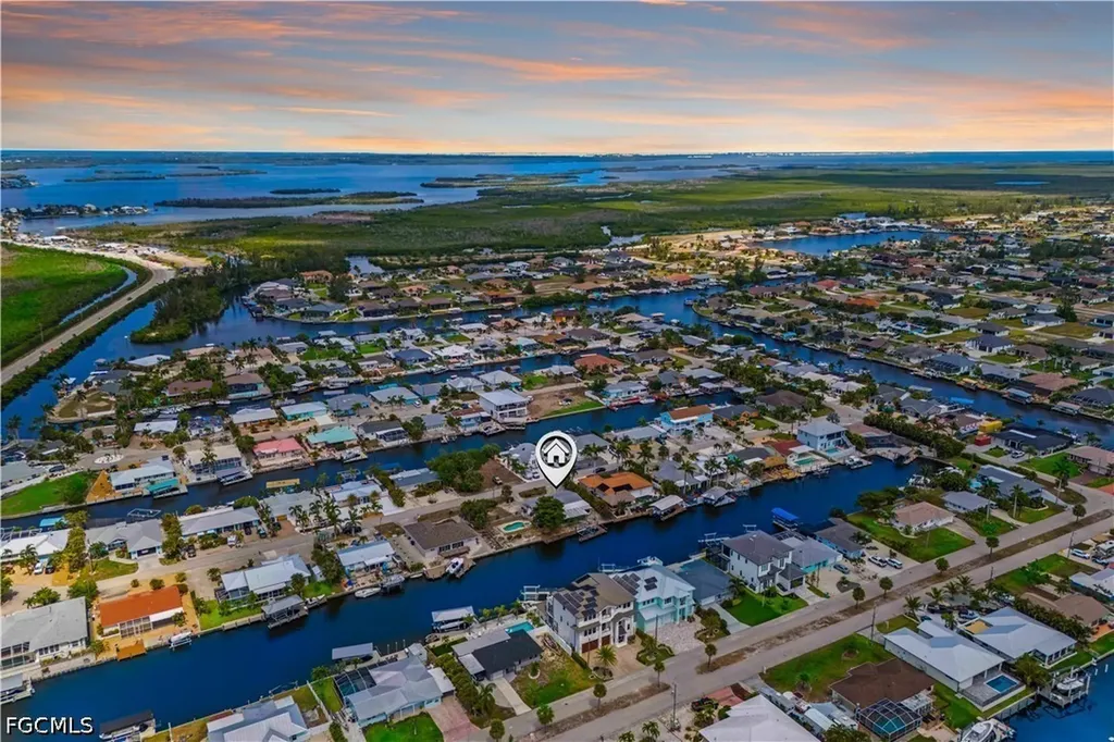 Matlacha Isles FL, 12206 Boat Shell Drive