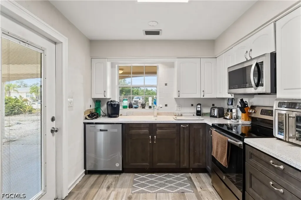 12206 Boat Shell Drive Matlacha Isles FL 33991