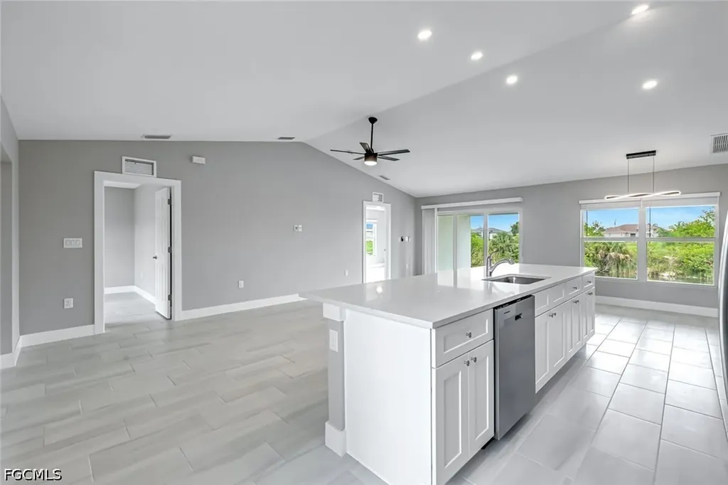 4110 NE 23rd Place Cape Coral FL 33909