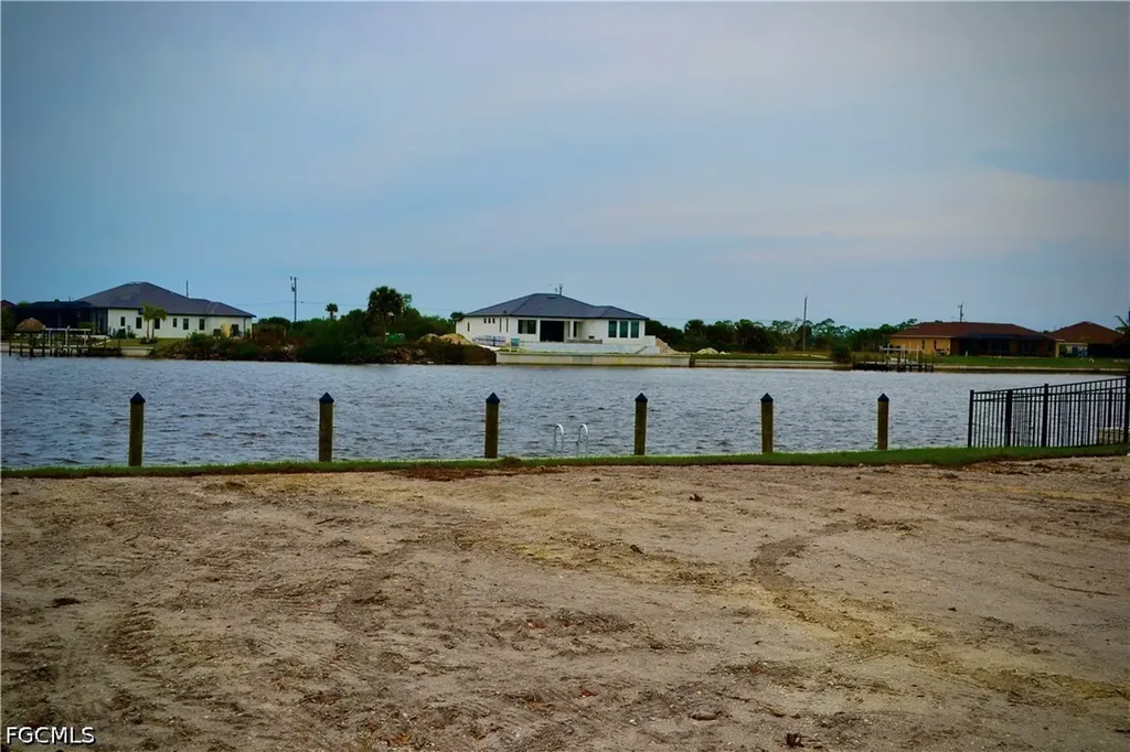 3532 NW 42nd Avenue Cape Coral FL 33993