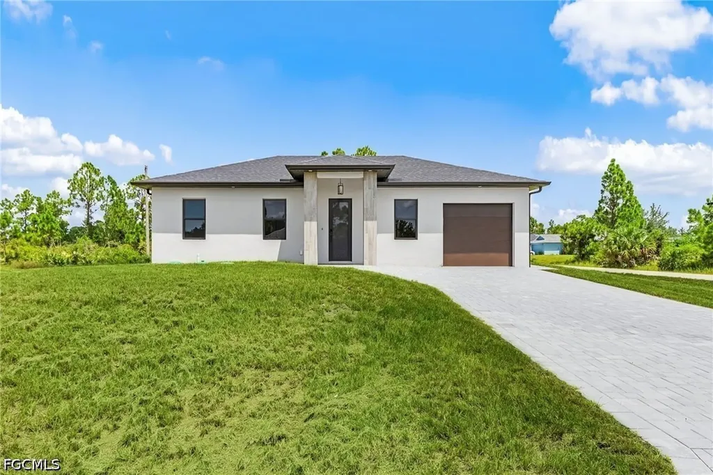 855 Newell Street E Lehigh Acres FL 33974