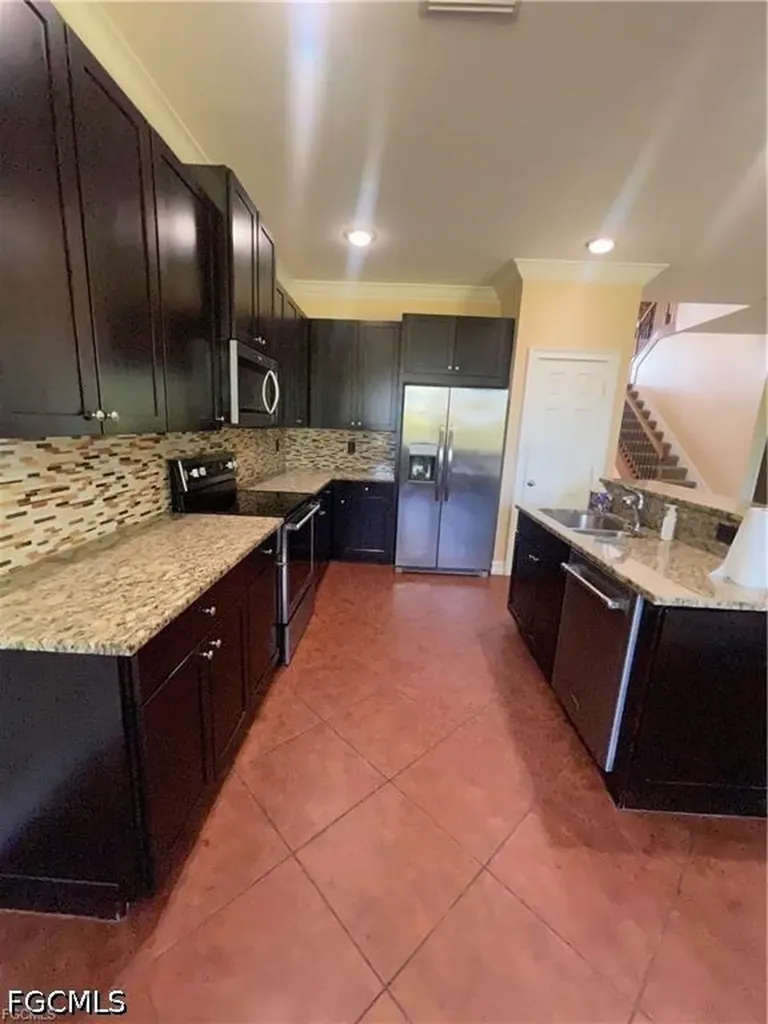2427 Ashbury Circle Cape Coral FL 33991