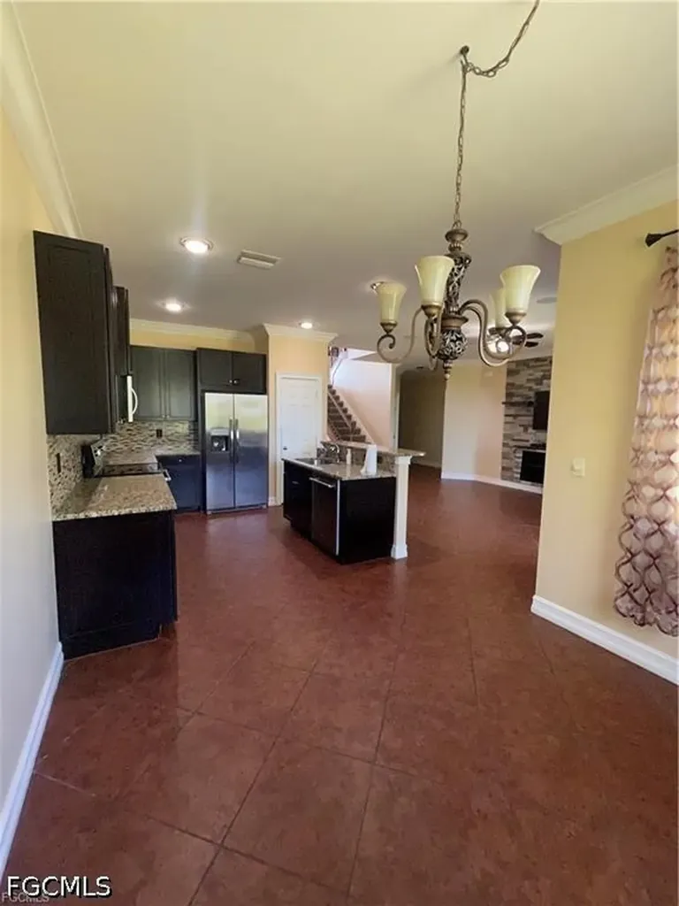 2427 Ashbury Circle Cape Coral FL 33991