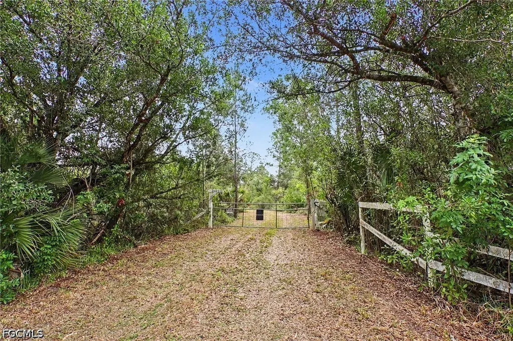 20800 Williams Drive North Fort Myers FL 33917