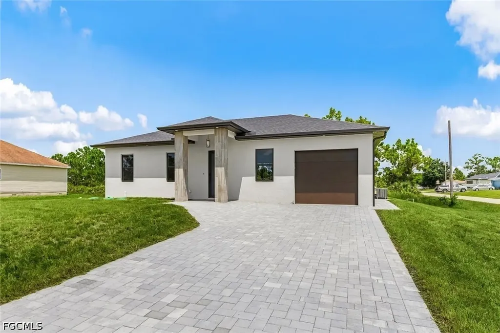 314 Luke Avenue S Lehigh Acres FL 33974