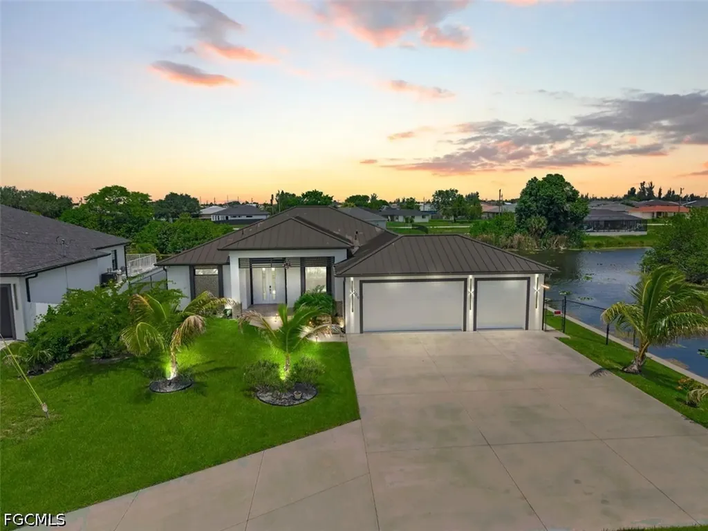 509 NE 5th Terrace Cape Coral FL 33909