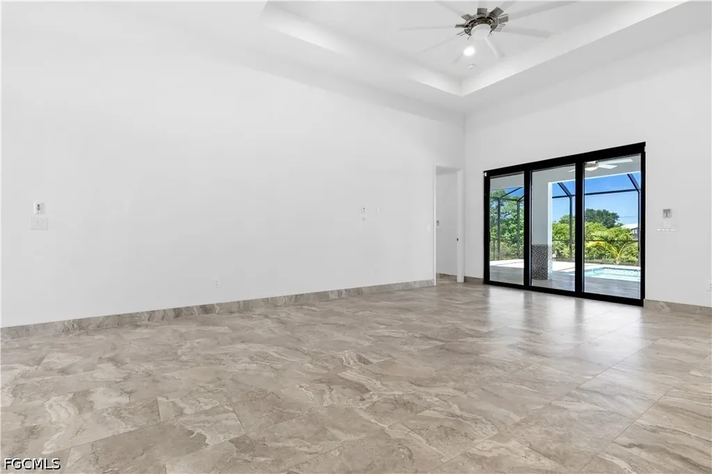 509 NE 5th Terrace Cape Coral FL 33909