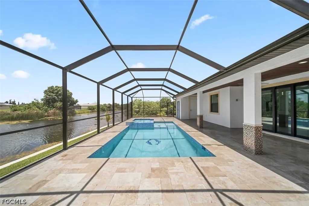 509 NE 5th Terrace Cape Coral FL 33909