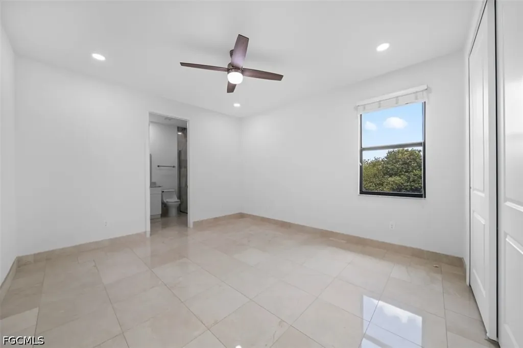 509 NE 5th Terrace Cape Coral FL 33909