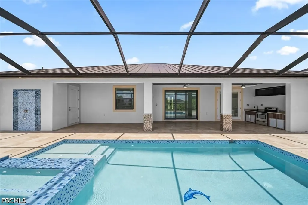 509 NE 5th Terrace Cape Coral FL 33909