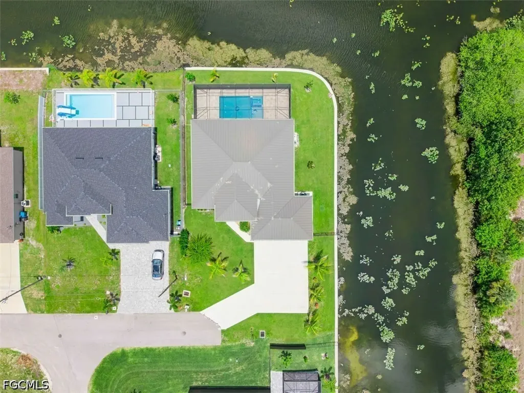 509 NE 5th Terrace Cape Coral FL 33909