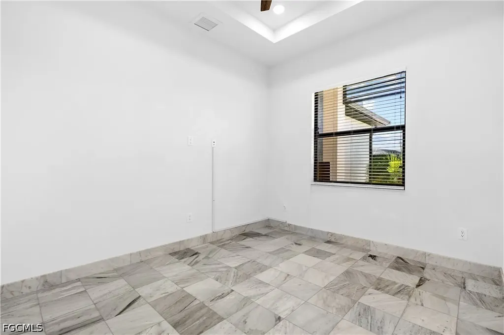 509 NE 5th Terrace Cape Coral FL 33909