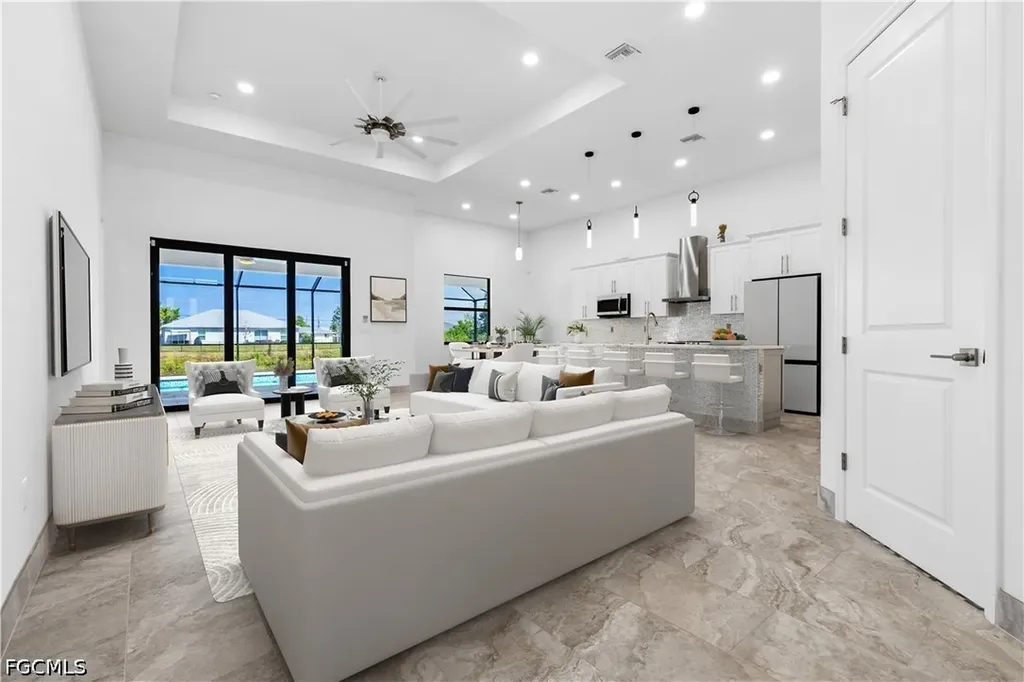 509 NE 5th Terrace Cape Coral FL 33909