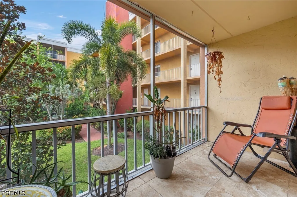 2366 E Mall Drive Fort Myers FL 33901