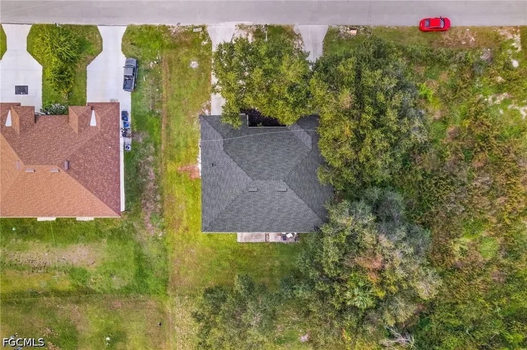 4541/4543 27th Street SW Lehigh Acres FL 33973