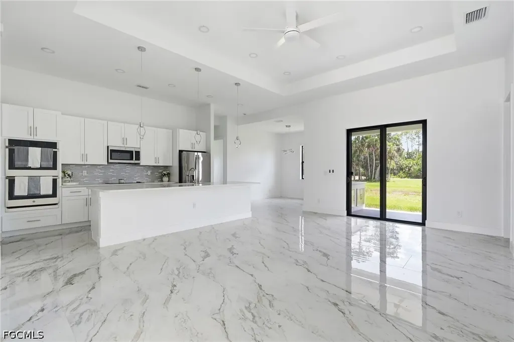 3823 Heyburn Street Fort Myers FL 33905